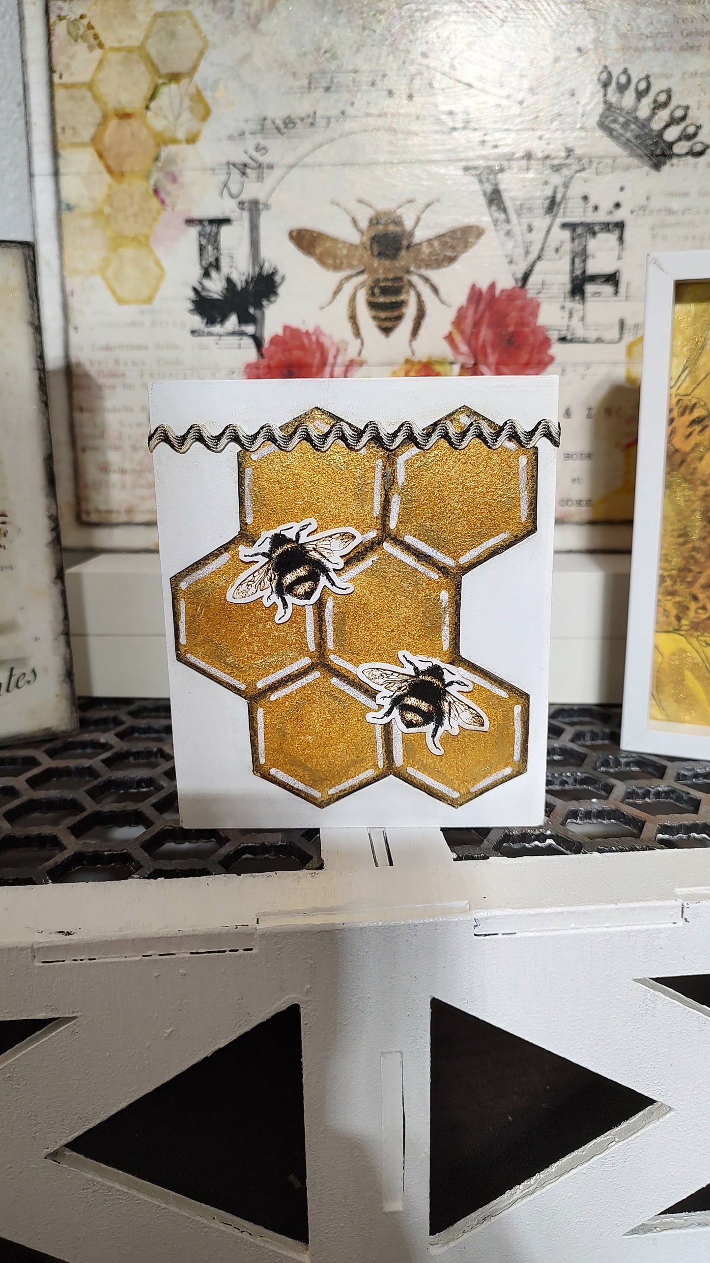 HoneyBee Decor (Extras)