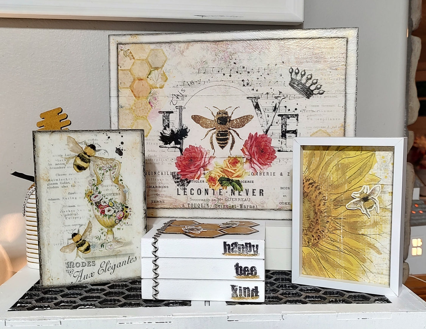 HoneyBee Decor (Extras)